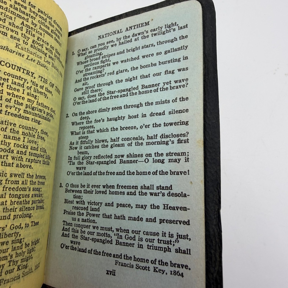 Vtg Mini New Testament Bible Olive Wood Jerusalem Souvenir KJV Patriotic 1960 - Picture 8 of 9
